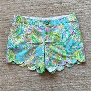 EUC Lilly Pulitzer 5" Buttercup Scallop Hem Short Green Paisley Print Size 4